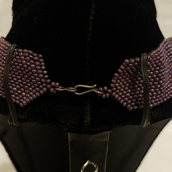 Handmade Beaded Choker - Picture 3 of 7